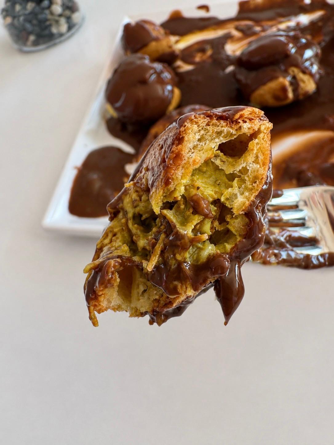 Dubai Çikolatalı Profiterol